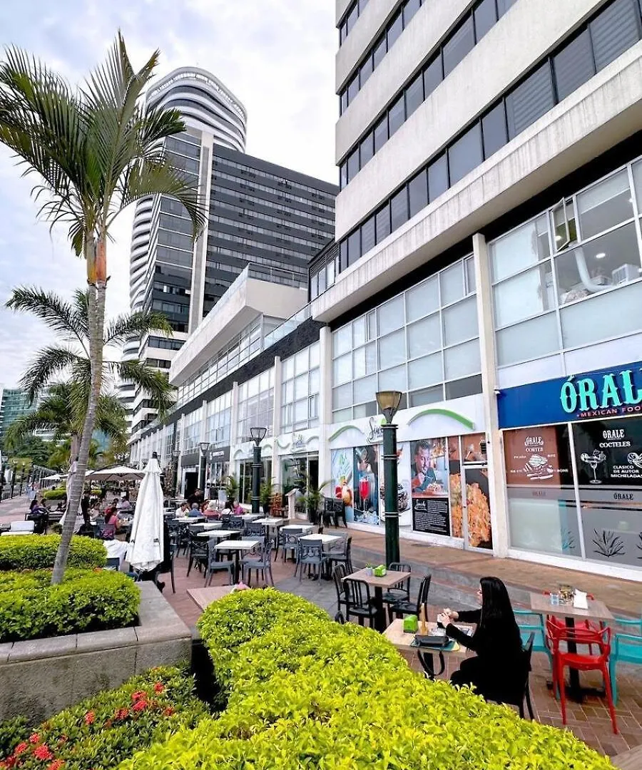 2 Dormitorios, Vista Lateral Al Rio, Parqueo, Puerto Santa Ana جواياكيل