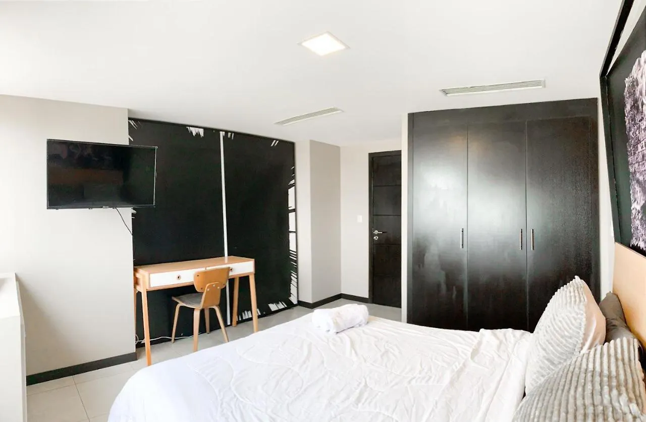 2 Dormitorios, Vista Lateral Al Rio, Parqueo, Puerto Santa Ana جواياكيل شقة