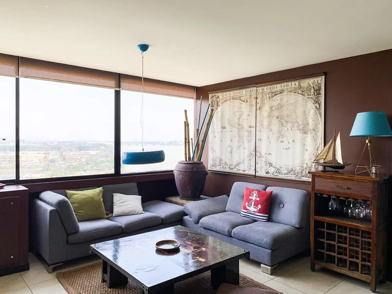 2 Dormitorios, Vista Lateral Al Rio, Parqueo, Puerto Santa Ana جواياكيل شقة