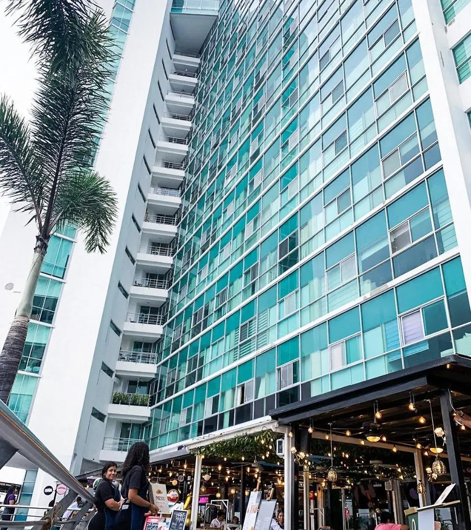 2 Dormitorios, Vista Lateral Al Rio, Parqueo, Puerto Santa Ana جواياكيل 0*,