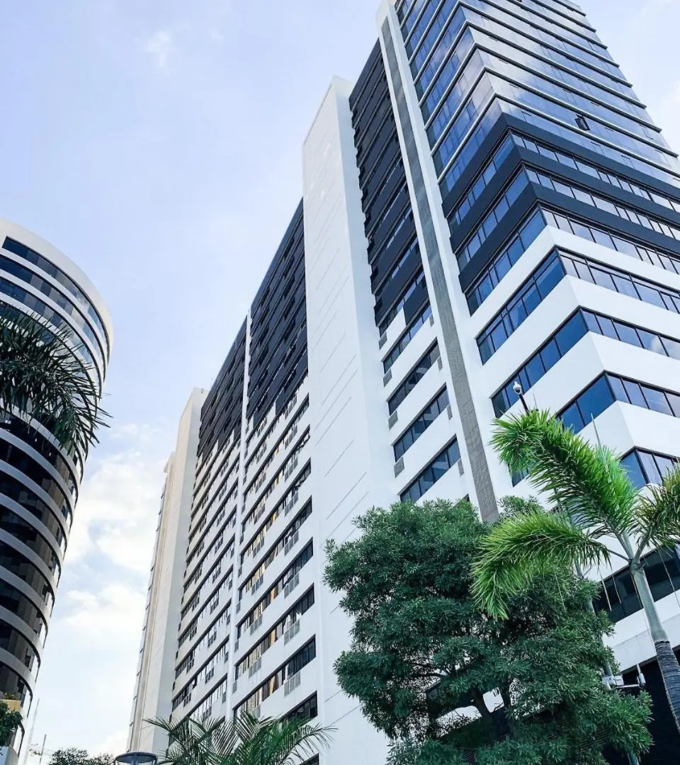 2 Dormitorios, Vista Lateral Al Rio, Parqueo, Puerto Santa Ana جواياكيل شقة