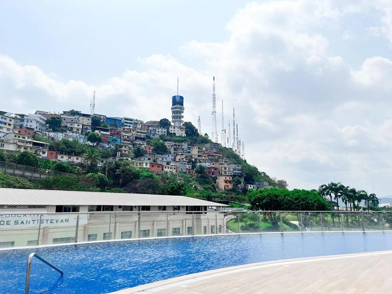 شقة 2 Dormitorios, Vista Lateral Al Rio, Parqueo, Puerto Santa Ana جواياكيل