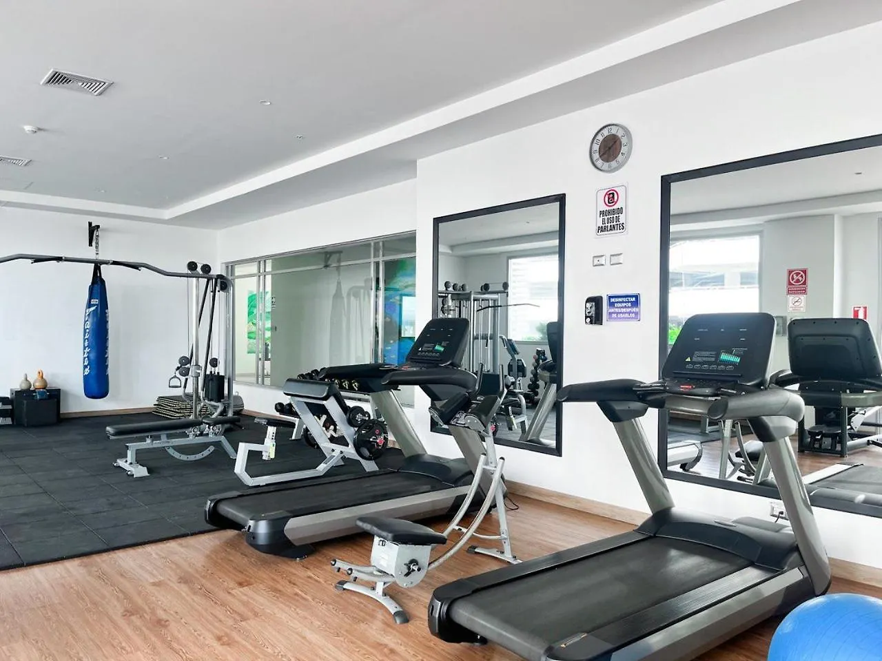 2 Dormitorios, Vista Lateral Al Rio, Parqueo, Puerto Santa Ana جواياكيل شقة